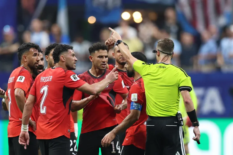 مصر تودع كأس العالم..وإجماع عالمي على الظلم التحكيمي