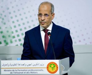 الناطق باسم الحكومة وكالة: المؤسسات الدستورية تمارس صلاحياتها في قضية النائبتين