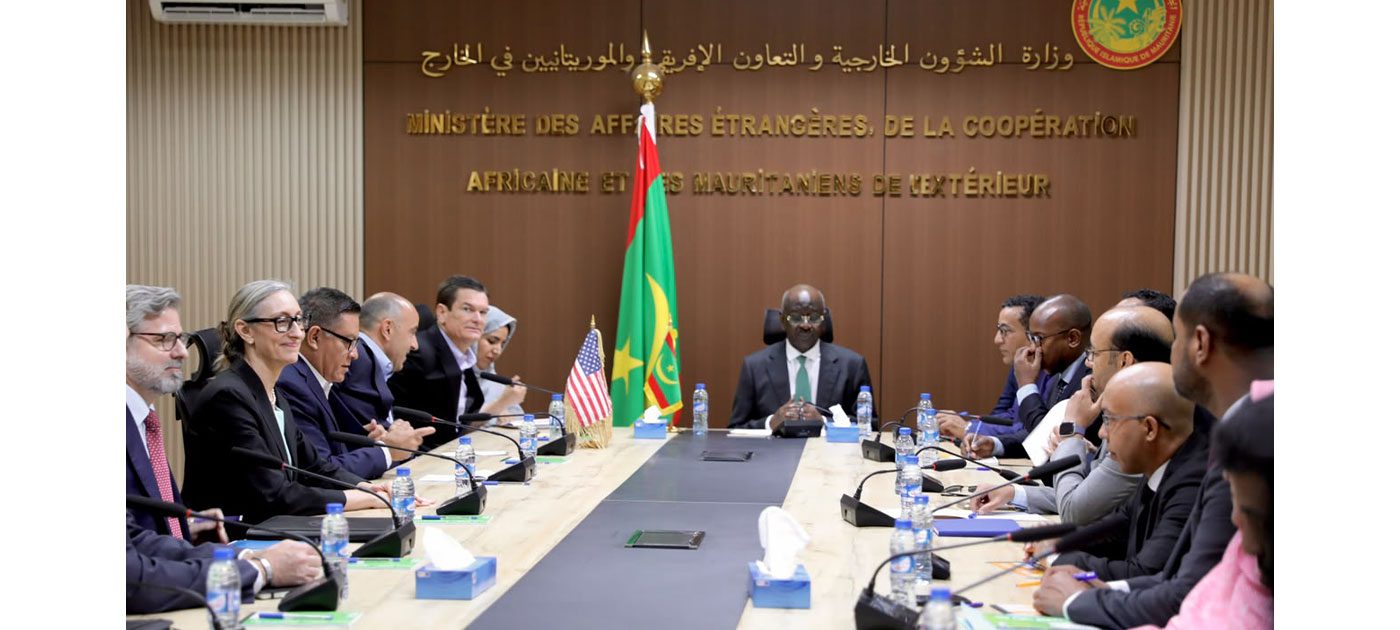 وزير الخارجية يبحث مع وفد من الكونغرس الأمريكي تعزيز الشراكة بين موريتانيا والولايات المتحدة