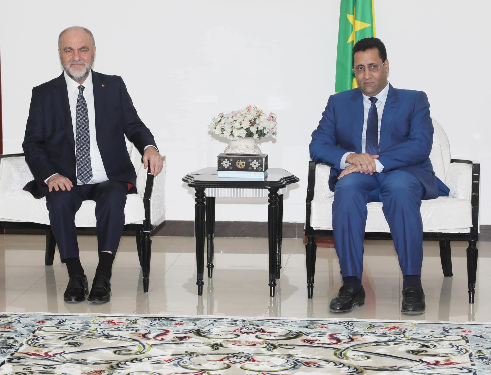الوزير الأول والسفير التركي يبحثان تعزيز التعاون بين موريتانيا وتركيا