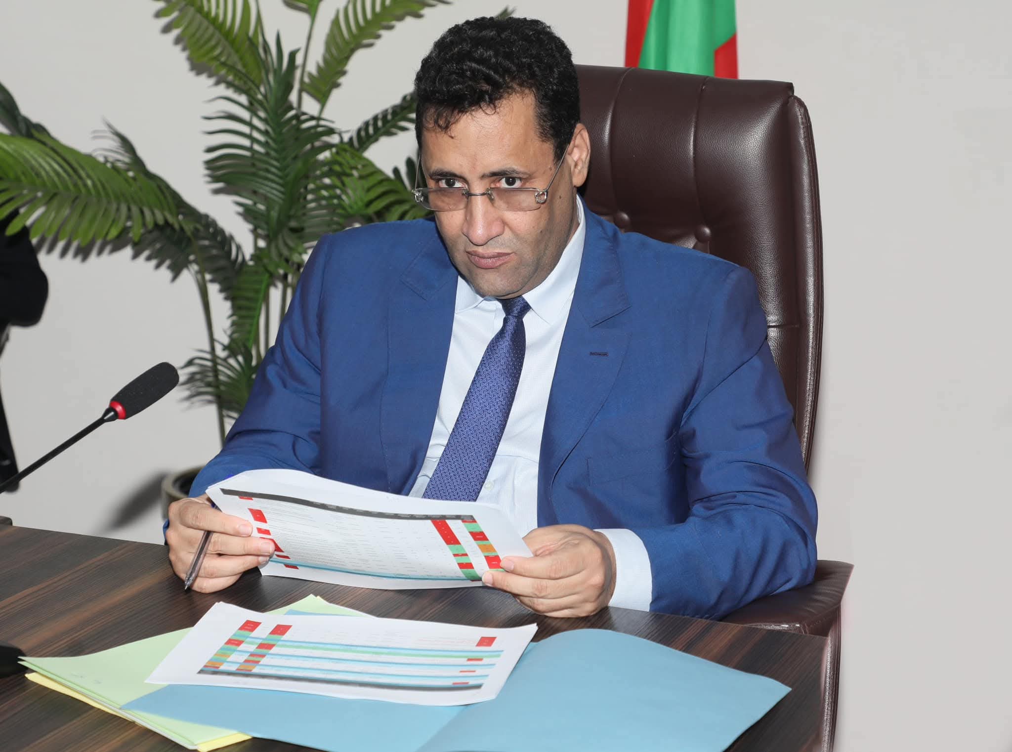 الوزير الأول يتابع تقدم المشاريع الكبرى ويشدد على إزالة عراقيل التنفيذ